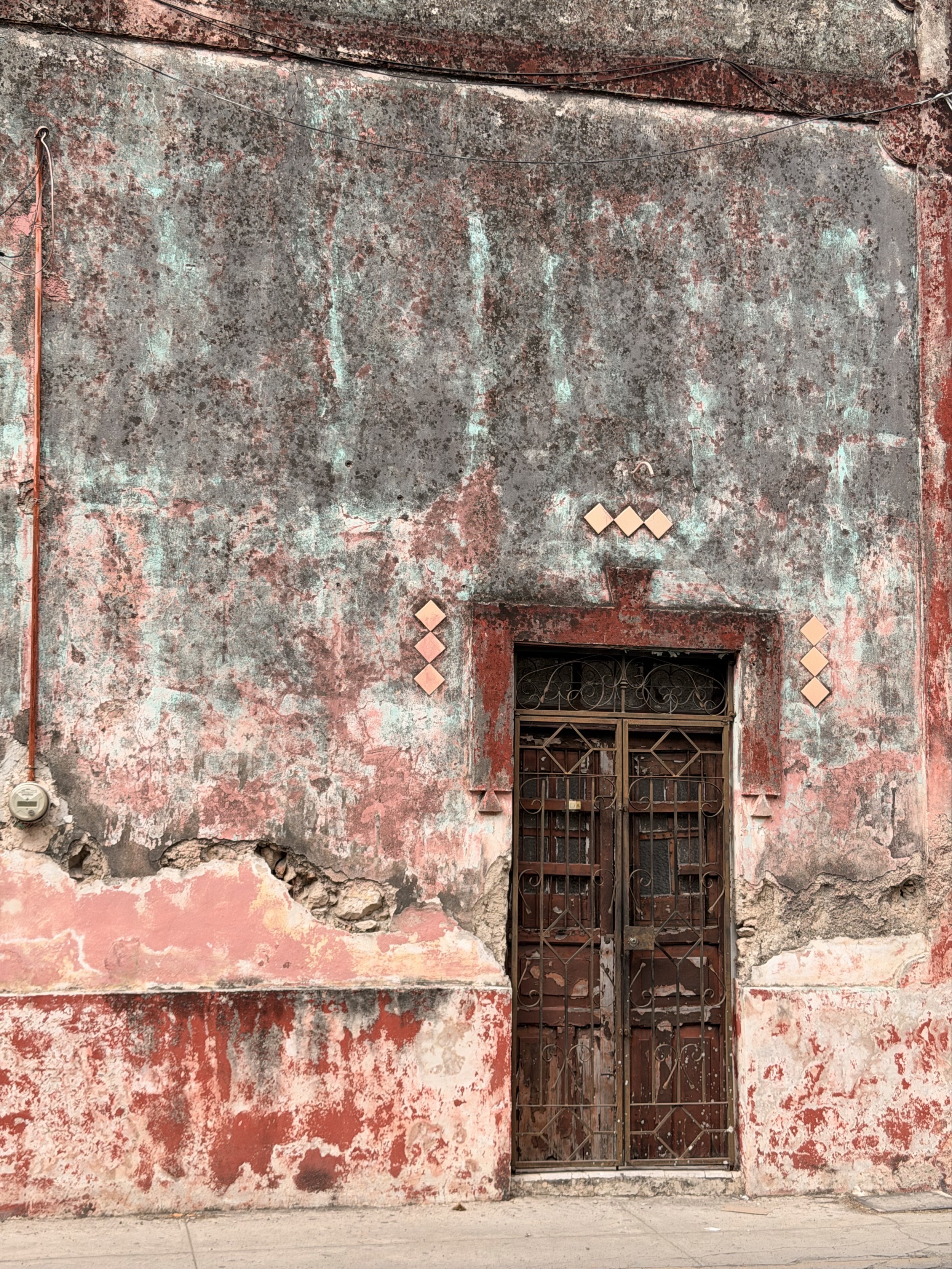 Détails d’une maison dans les rues de Médina