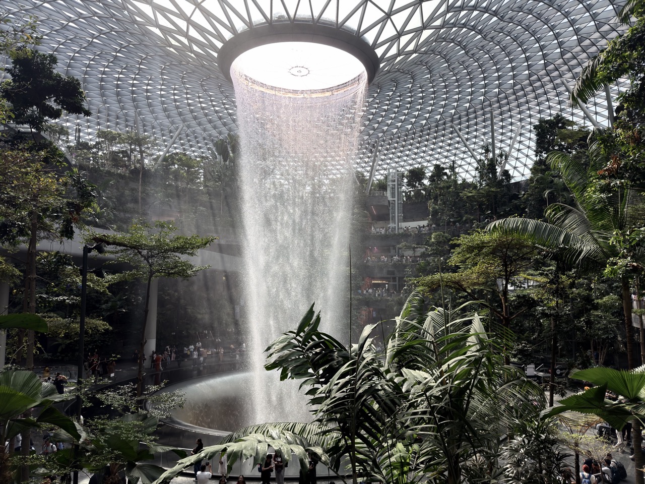 La fontaine du Jewel à l’aéroport Changi